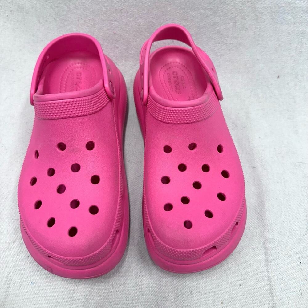Crocs Classic Crush Platform Clog in Juice pink women size 9 mens 7 - Picture 4 of 13